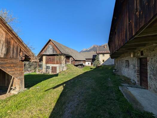 Bauernhof zum Kauf 440.000 € 5.825 m² Grundstück St. Stefan im Gailtal 9623