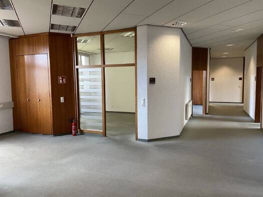 Büro zur Miete 7,51 € 8 Zimmer Ochshausen Lohfelden 34253