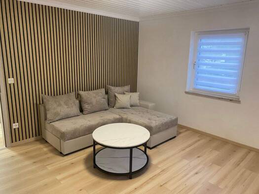 Wohnung zur Miete 650 € 2 Zimmer 56 m² 1. Geschoss frei ab sofort Pfeifferhütte Schwarzenbruck 90592