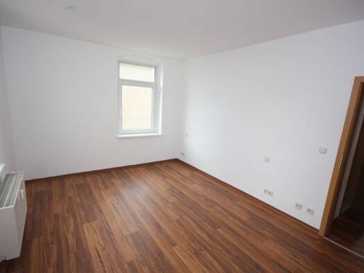 Wohnung zur Miete 300 € 2 Zimmer 45,5 m² frei ab sofort Parkstraße 4 Stollberg Stollberg/Erzgebirge 09366