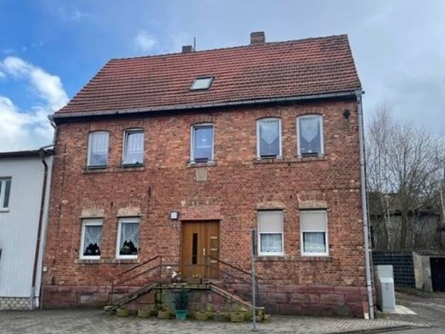 Mehrfamilienhaus zum Kauf 69.500 € 9 Zimmer 178 m² 374 m² Grundstück Kreisfeld Hergisdorf 06313