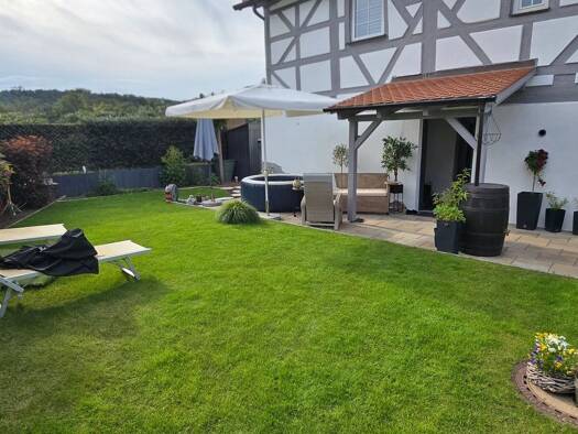 Einfamilienhaus zum Kauf provisionsfrei 720.000 € 6 Zimmer 320 m² 400 m² Grundstück frei ab 01.12.2026 Ermreuth Neunkirchen a.Brand 91077