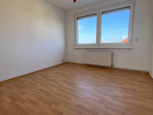 Wohnung zum Kauf 41.000 € 3 Zimmer 58 m² frei ab sofort Eptinger Rain 67 Mücheln Mücheln (Geiseltal) 06249