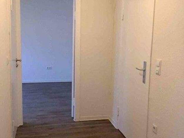 Wohnung zur Miete 384 € 2 Zimmer 38,6 m² 1. Geschoss frei ab 01.03.2026 Kieler Str. 9 Gaarden-Ost Kiel 24143