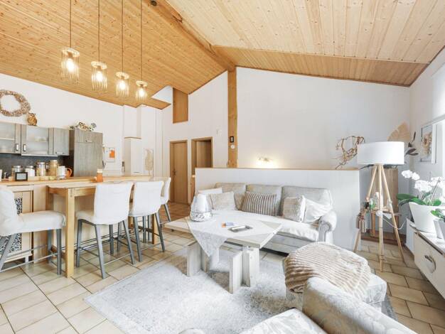 Bauernhaus zum Kauf 289.000 € 7 Zimmer 230 m² 293 m² Grundstück frei ab sofort Muschenheim Lich 35423