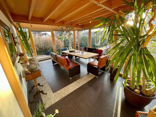 Einfamilienhaus zum Kauf provisionsfrei 990.000 € 5 Zimmer 250 m² 1.080 m² Grundstück Eckenhaid Eckental 90542