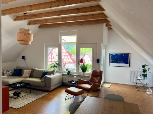 Wohnung zur Miete 1.250 € 3 Zimmer 93 m² 3. Geschoss frei ab 01.03.2026 Nagold 72202