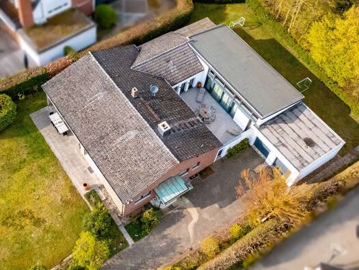 Haus zum Kauf 1.350.000 € 6 Zimmer 313 m² 1.627 m² Grundstück Röhrfeld 4 Querum Braunschweig 38108