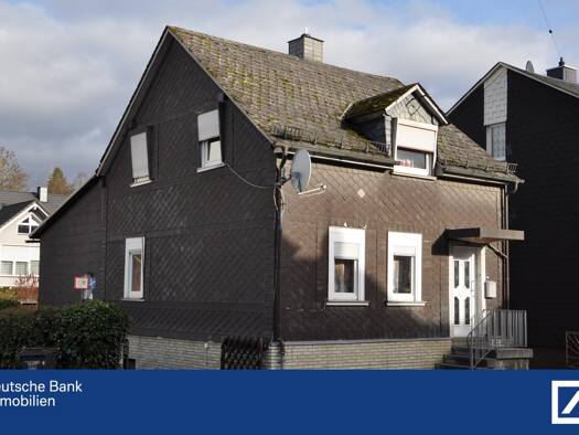 Mehrfamilienhaus zum Kauf 175.000 € 7 Zimmer 103 m² 382 m² Grundstück Niederschelden Siegen 57080
