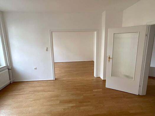 Wohnung zur Miete 820 € 3 Zimmer 81,3 m² 1. Geschoss frei ab sofort Frauenberg Fulda 36039