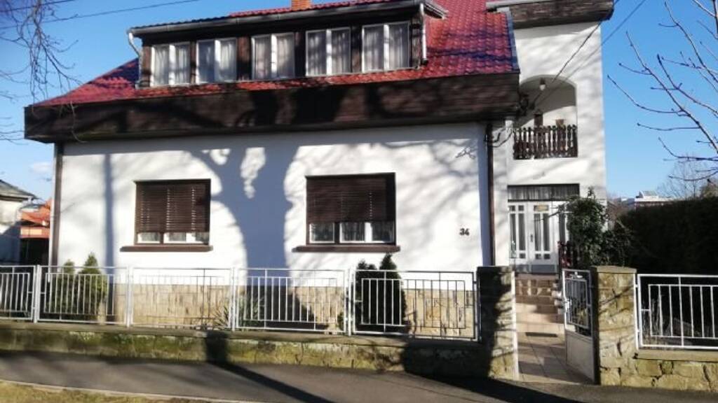 Einfamilienhaus zum Kauf provisionsfrei 350.000 € 8 Zimmer 220 m² 737 m² Grundstück Keszthely H-8360