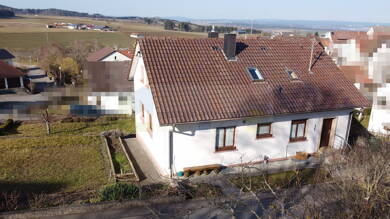 Einfamilienhaus zum Kauf 240.000 € 9 Zimmer 142 m² 609 m² Grundstück Hüfingen Hüfingen / Fürstenberg 78183