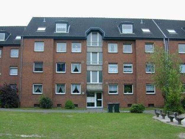 Wohnung zur Miete nur mit Wohnberechtigungsschein 441 € 3,5 Zimmer 82 m² 2. Geschoss Niederrheinallee 93 Neukirchen Neukirchen-Vluyn 47506