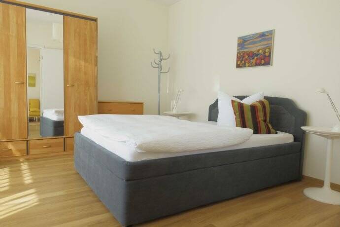 Property thumbnail 3