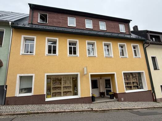 Stadthaus zum Kauf provisionsfrei 389.000 € 8 Zimmer 256 m² 330 m² Grundstück Oberwiesenthal Oberwiesenthal 09484