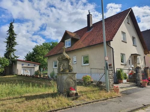 Einfamilienhaus zum Kauf 320.000 € 6 Zimmer 147,4 m²<br/>Wohnfläche 879 m²<br/>Grundstück Vasbühl Werneck 97440