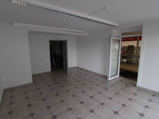 Verkaufsfläche zur Miete 298 € 1 m² Verkaufsfläche Donaueschingen 78166