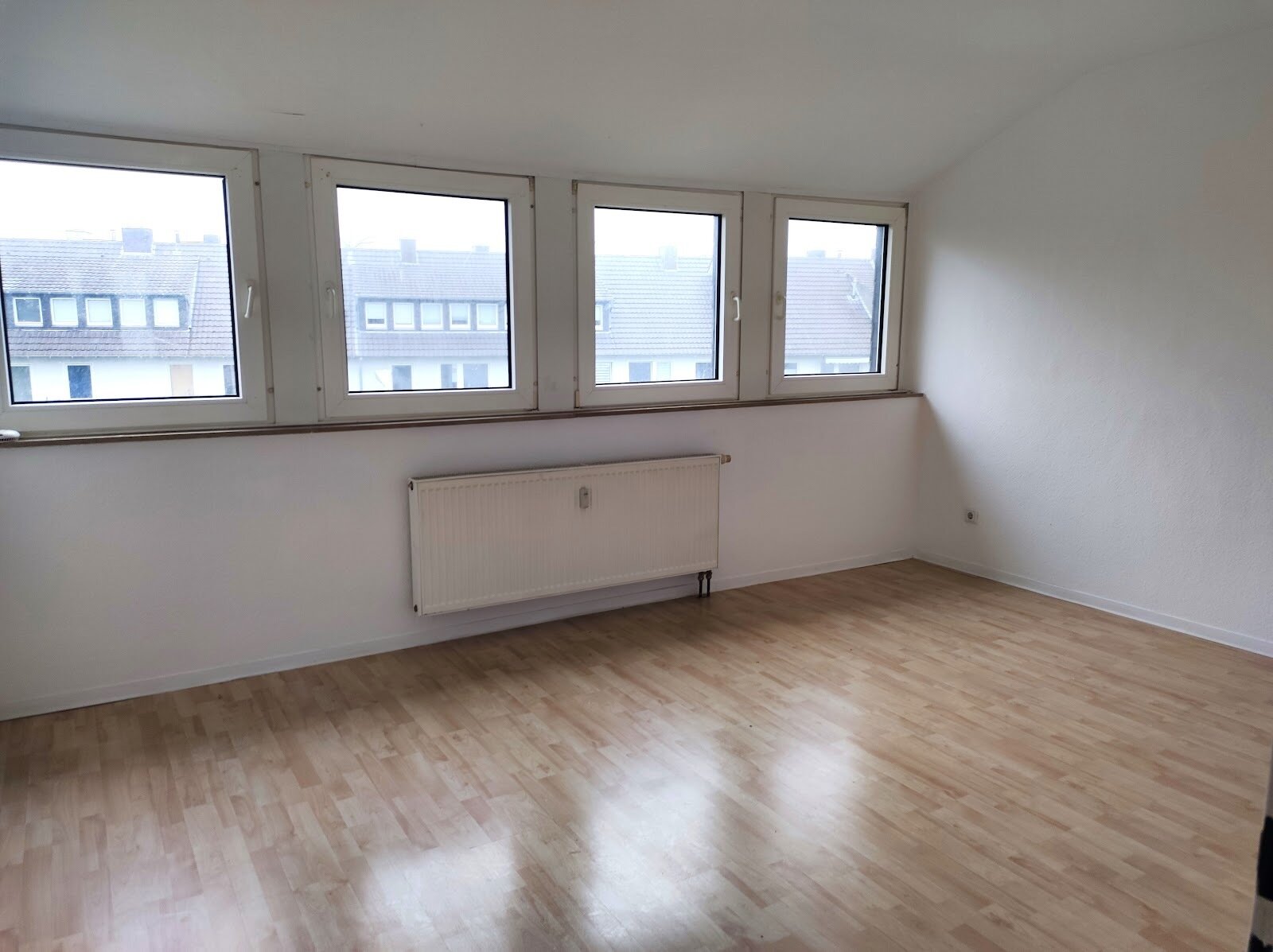 Wohnung zur Miete 649 € 4 Zimmer 63,6 m²<br/>Wohnfläche 2.<br/>Geschoss 01.12.2024<br/>Verfügbarkeit Kurt-Ackermann-Straße 17 Gronau Gronau 48599