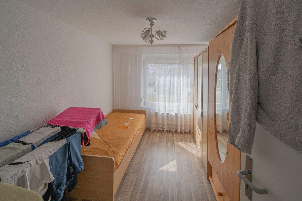 Immobilie in Dunningen - Sonniges 2 Familienhaus mit viel Platz für Ertrag und Rendite - Bild 4