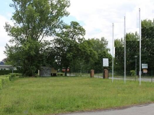Grundstück zum Kauf provisionsfrei als Kapitalanlage geeignet 1.250 m² Grundstück Heinrichsfelder Allee 38 Spremberg Spremberg 03130