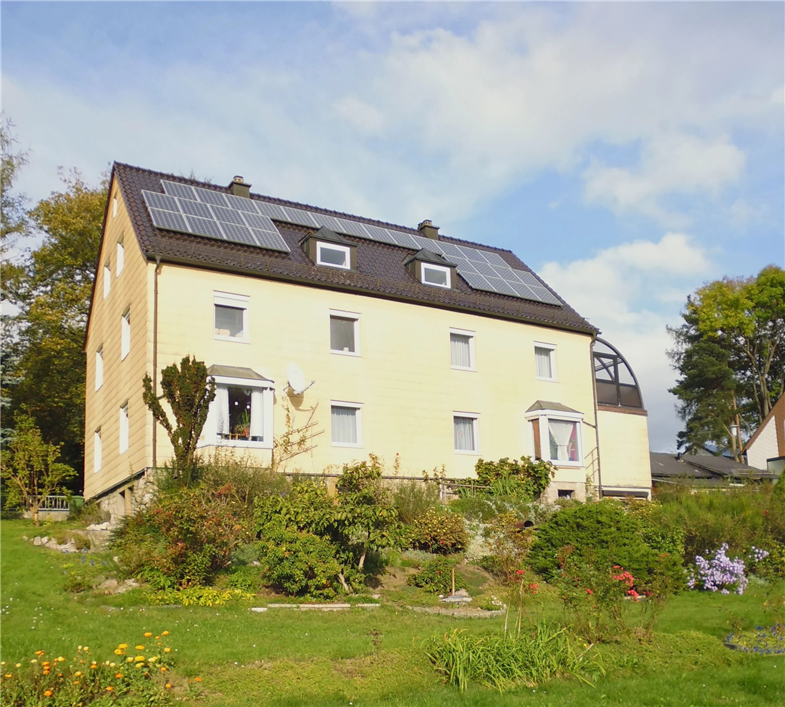 Mehrfamilienhaus zum Kauf als Kapitalanlage geeignet 319.000 € 10 Zimmer 300 m² 1.245 m² Grundstück Naila Naila 95119