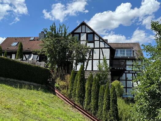 Mehrfamilienhaus zum Kauf 345.000 € 11 Zimmer 338 m² 822 m² Grundstück Burg-Gemünden Gemünden (Felda) 35329