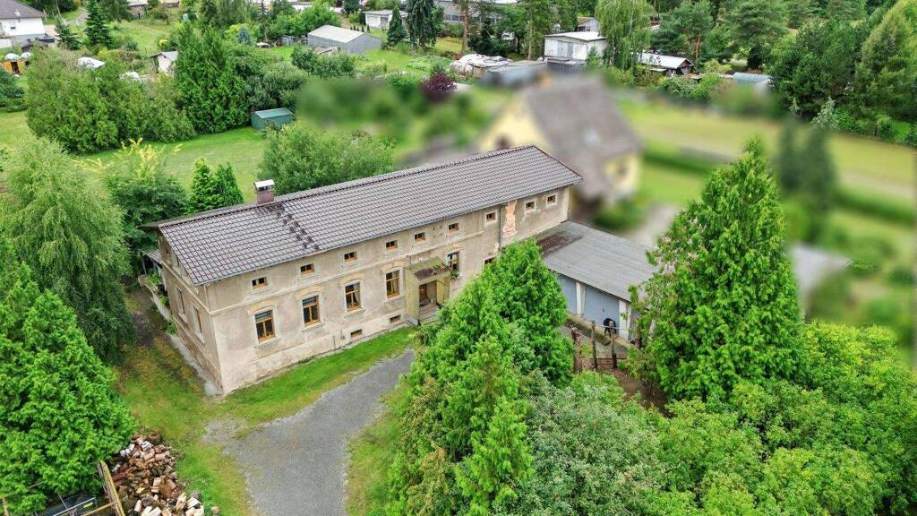 Einfamilienhaus zum Kauf 299.000 € 6 Zimmer 244,7 m² 2.340 m² Grundstück Elsterwerdaer Straße  31 Ortrand 01990