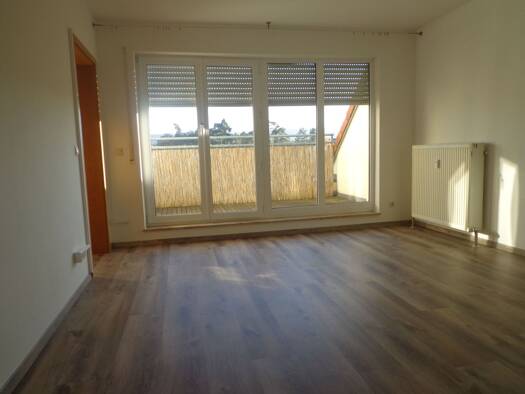 Wohnung zur Miete 590 € 2,5 Zimmer 57 m² Geschoss -2/2 frei ab 01.12.2026 Neumarkt Neumarkt in der Oberpfalz 92318