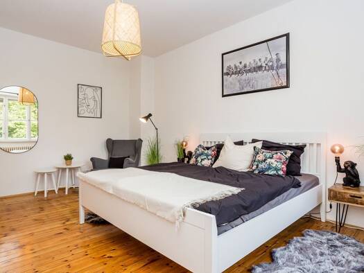 Wohnung zur Miete 800 € 2 Zimmer 60 m² Geschoss EG/1 frei ab sofort Maxvorstadt München 80333