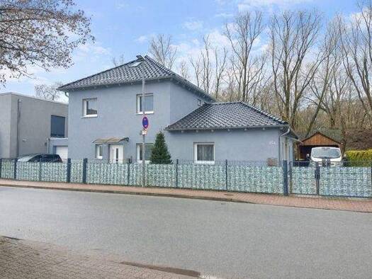 Einfamilienhaus zum Kauf 799.000 € 8 Zimmer 176 m² 475 m² Grundstück Empelde Ronnenberg / Empelde 30952