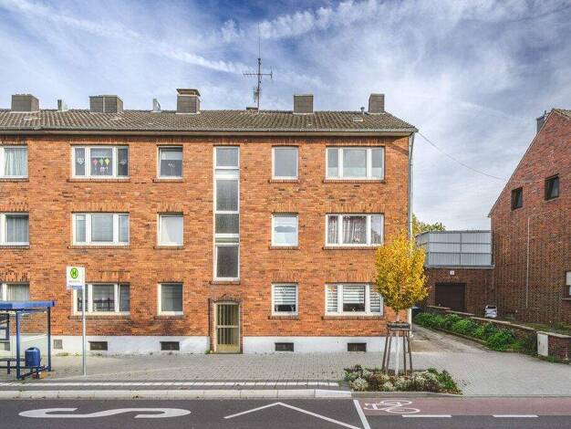 Mehrfamilienhaus zum Kauf als Kapitalanlage geeignet 529.000 € 18 Zimmer 382 m² 475 m² Grundstück Dürwiß Eschweiler 52249