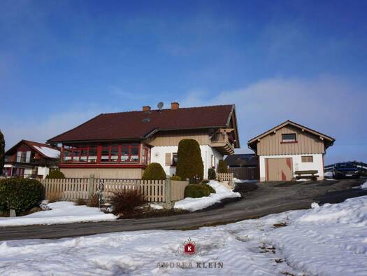 Einfamilienhaus zum Kauf 215.000 € 8 Zimmer 190 m² 1.230 m² Grundstück Ritzmais Bischofsmais 94253