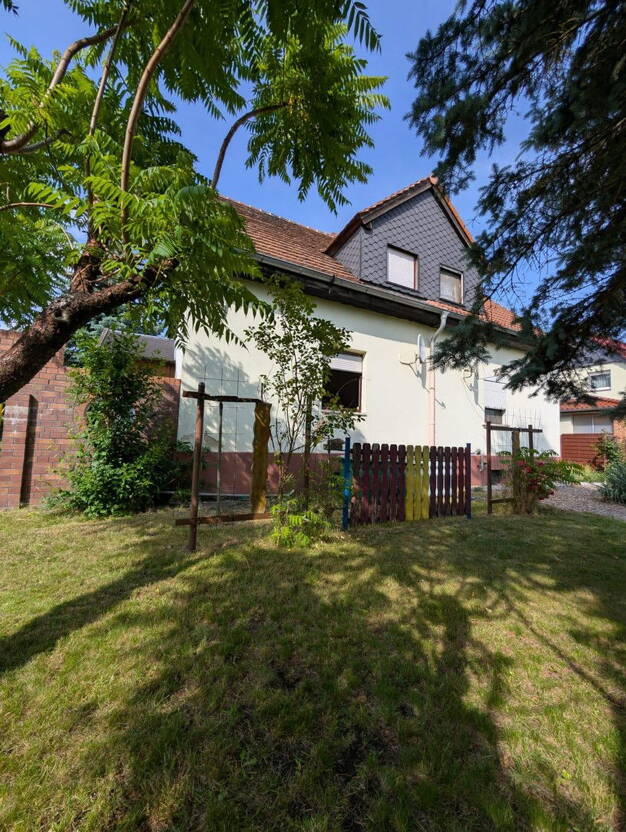 Doppelhaushälfte zum Kauf provisionsfrei 55.000 € 3 Zimmer 70 m² 504 m² Grundstück Gartenstr. 5 Annahütte Schipkau 01994