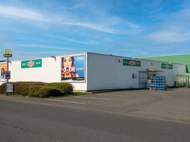 Ladenfläche zur Miete provisionsfrei 6.200 € 500 m² Verkaufsfläche Benzstraße 13 Großauheim Hanau 63457