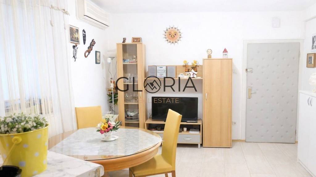 Wohnung zum Kauf 240.000 € 2 Zimmer 45 m² Grad - Meje