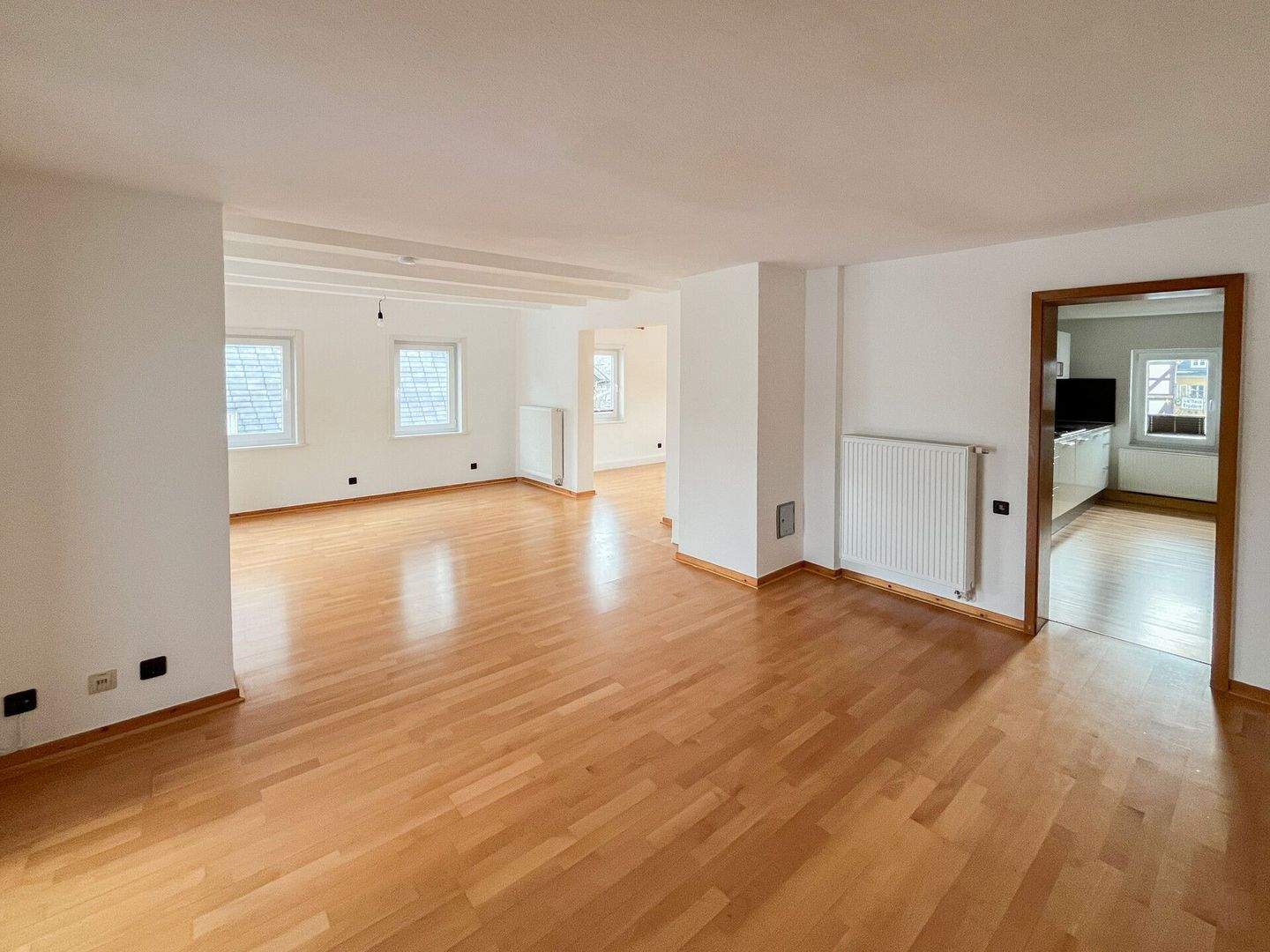 Immobilie in Hilchenbach - Attraktive Kapitalanlage - Praxishaus mit hochwertiger Wohnung in Hilchenbach! - Bild 3