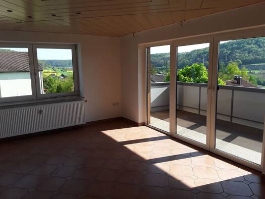Wohnung zur Miete 1.045 € 4 Zimmer 110 m² Geschoss 1/2 frei ab 01.12.2026 Greding Greding 91171