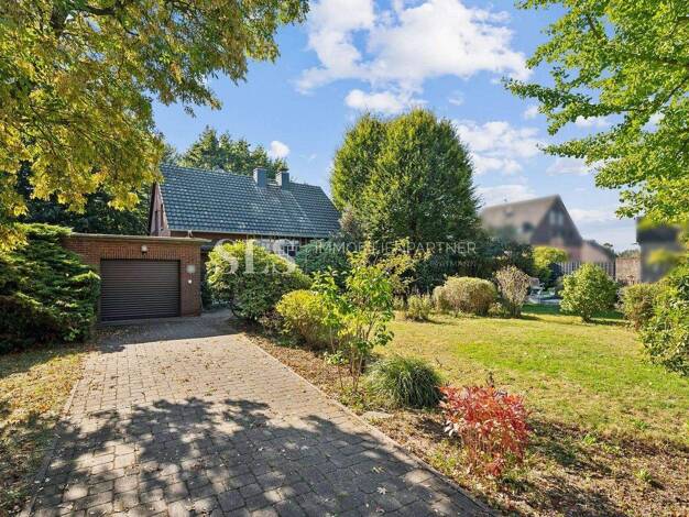 Einfamilienhaus zum Kauf 459.000 € 4 Zimmer 120 m² 911 m² Grundstück Neukirchen Grevenbroich 41516