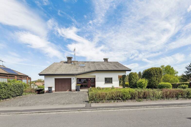 Einfamilienhaus zum Kauf 329.000 € 5,5 Zimmer 144,2 m² 792 m² Grundstück Nieder-Ohmen Mücke 35325