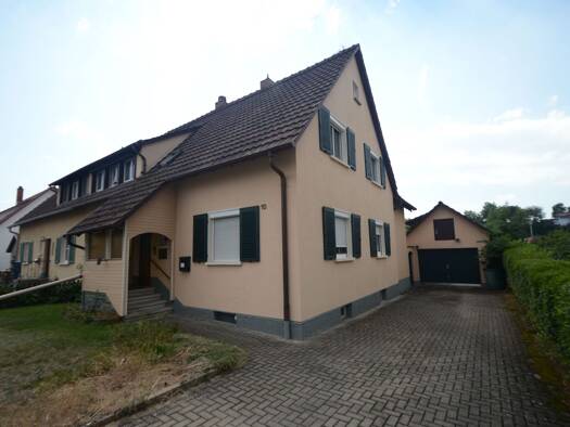 Doppelhaushälfte zum Kauf 329.000 € 6 Zimmer 172 m² 359 m² Grundstück Engen Engen 78234