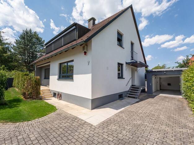 Mehrfamilienhaus zum Kauf 957.000 € 6 Zimmer 160 m² 447 m² Grundstück Laufamholz Nürnberg / Laufamholz 90482