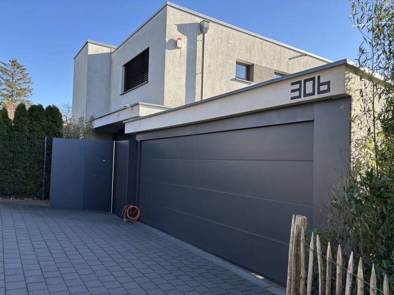 Villa zur Miete 4.900 € 8 Zimmer 330 m² 600 m² Grundstück Oberreifenberg Schmitten 61389