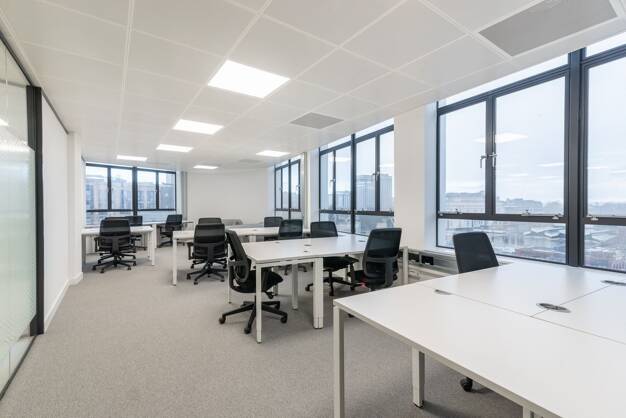 Bürofläche zur Miete provisionsfrei 120 m² Bürofläche teilbar von 100 m² bis 120 m² Speditionstraße 2 Hafen Düsseldorf 40221