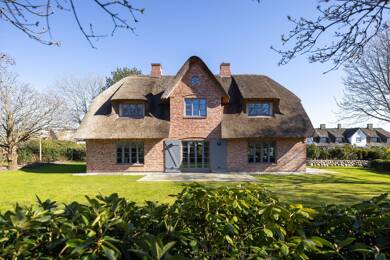 Einfamilienhaus zum Kauf - Neubau 12.600.000 € 5 Zimmer 305 m² 1.206 m² Grundstück Morsum Sylt OT Keitum 25980