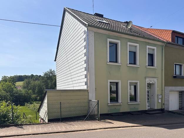 Einfamilienhaus zum Kauf 128.900 € 7 Zimmer 130 m² 1.062 m² Grundstück Thalexweiler Lebach 66822