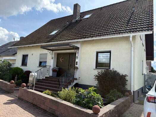 Wohnung zur Miete 1.020 € 4 Zimmer 85 m² Geschoss 1/2 frei ab sofort Bruchköbel Bruchköbel 63486