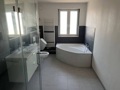 Wohnung zur Miete 750 € 4 Zimmer 130 m² 1. Geschoss frei ab sofort Im langen Acker 3 Kemnade Bodenwerder 37619
