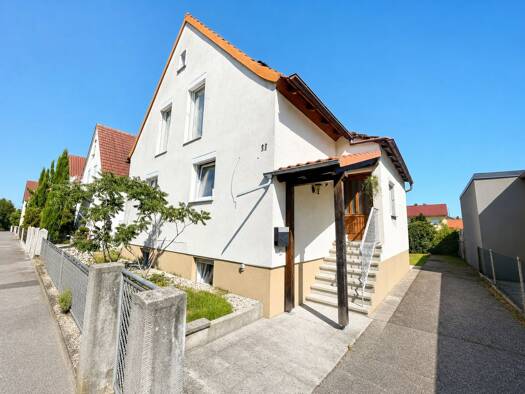 Einfamilienhaus zum Kauf 200.000 € 5 Zimmer 111 m² 620 m² Grundstück frei ab sofort Wonfurt Wonfurt 97539