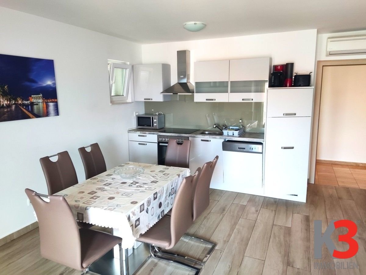 Wohnung zum Kauf 270.000 € 4 Zimmer 93 m²<br/>Wohnfläche EG<br/>Geschoss Podstrana 21312