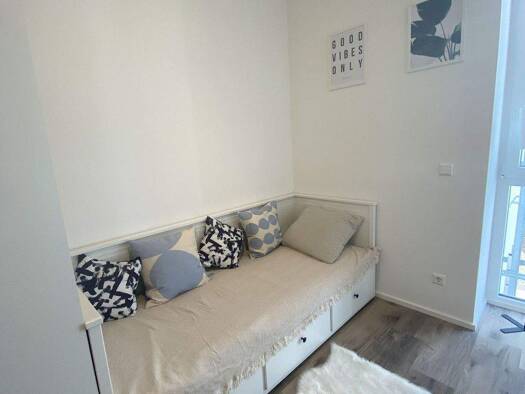 Wohnung zur Miete 690 € 1 Zimmer 14,1 m² frei ab 01.02.2026 Neckarstraße 140/2 Ost Stuttgart 70190